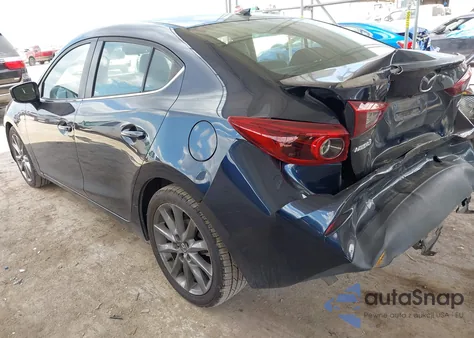 2018 Mazda Mazda3 Grand Touring z USA, uszkodzony, nr VIN 3MZBN1W39JM171830